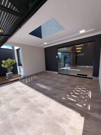 Imagem Casa com 3 Quartos à Venda, em Jardins - Bragança Paulista Imagem Casa com 3 Quartos à Venda, em Jardins - Bragança Paulista