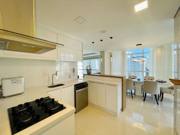 Imagem Apartamento com 4 Quartos à Venda, 145 m² em Centro - Balneário Camboriú Imagem Apartamento com 4 Quartos à Venda, 145 m² em Centro - Balneário Camboriú