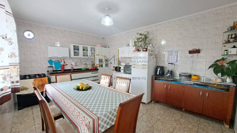 Imagem Casa com 3 Quartos à Venda, 3 m² em Centro - Botucatu Imagem Casa com 3 Quartos à Venda, 3 m² em Centro - Botucatu