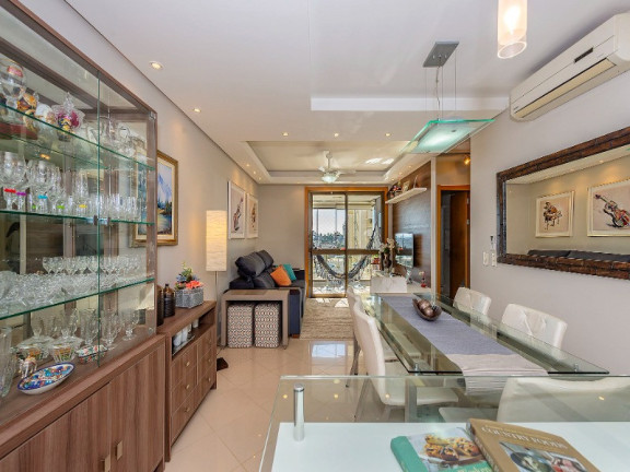 Imagem Apartamento com 3 Quartos à Venda, 83 m² em Passo Da Areia - Porto Alegre