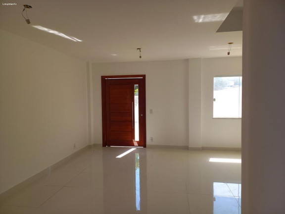 Imagem Casa com 3 Quartos à Venda, em Bairro Peixoto - Niterói Imagem Casa com 3 Quartos à Venda, em Bairro Peixoto - Niterói