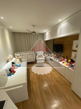 Imagem Imóvel com 4 Quartos à Venda, 280 m² em Barra Da Tijuca - Rio De Janeiro Imagem Imóvel com 4 Quartos à Venda, 280 m² em Barra Da Tijuca - Rio De Janeiro