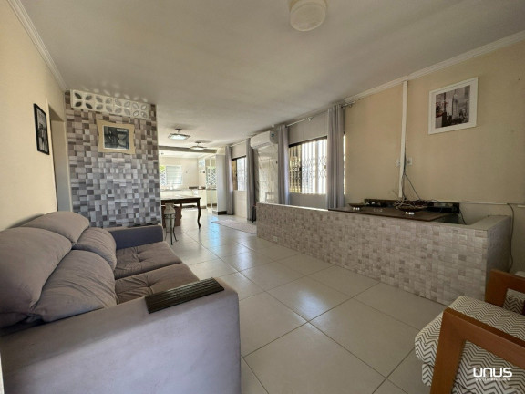 Imagem Casa com 2 Quartos à Venda, 205 m² em Passa Vinte - Palhoça