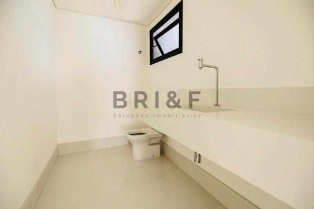 Imagem Casa com 3 Quartos à Venda, 560 m² em Moema - São Paulo Imagem Casa com 3 Quartos à Venda, 560 m² em Moema - São Paulo