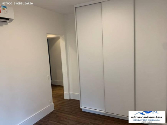 Imagem Imóvel com 3 Quartos à Venda, 222 m² em Moema - São Paulo Imagem Imóvel com 3 Quartos à Venda, 222 m² em Moema - São Paulo