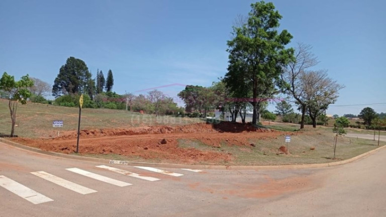 Terreno em Condomínio à Venda, 276 m² em Condomínio Tropicalia Garden - Boituva