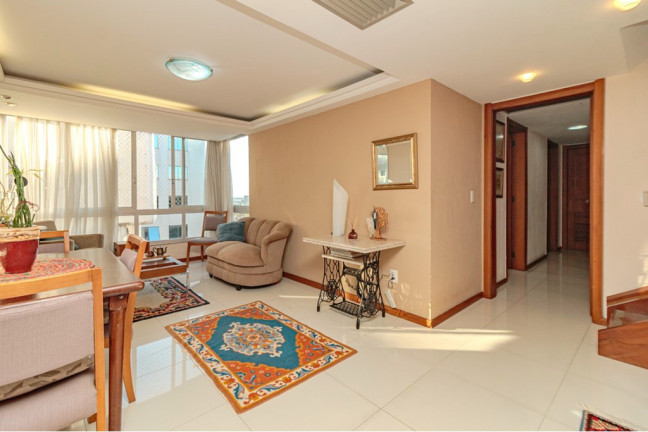 Imagem Cobertura com 3 Quartos à Venda, 218 m² em Higienópolis - Porto Alegre Imagem Cobertura com 3 Quartos à Venda, 218 m² em Higienópolis - Porto Alegre
