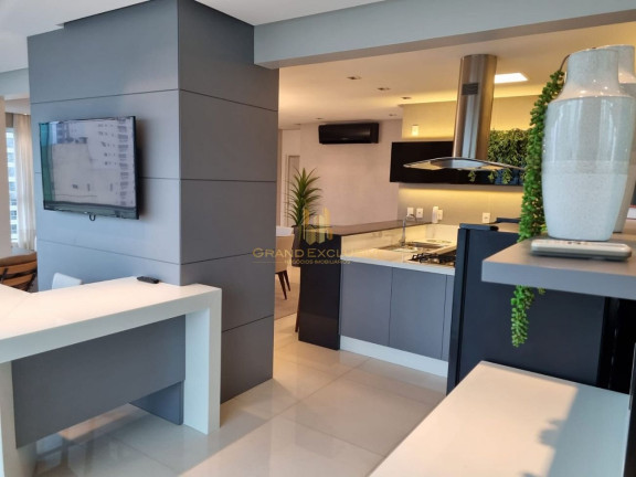 Imagem Apartamento com 3 Quartos à Venda, 152 m² em Centro - Balneário Camboriú Imagem Apartamento com 3 Quartos à Venda, 152 m² em Centro - Balneário Camboriú
