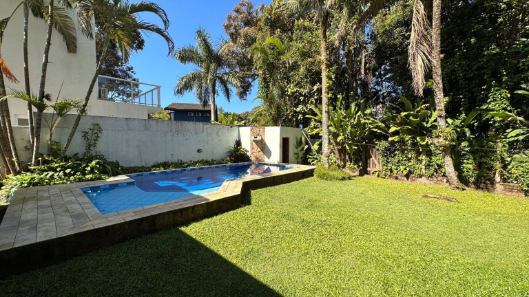 Imagem Casa com 5 Quartos à Venda, 280 m² em Riviera De São Lourenço - Bertioga Imagem Casa com 5 Quartos à Venda, 280 m² em Riviera De São Lourenço - Bertioga
