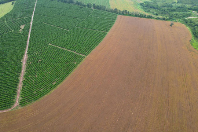 Imagem Fazenda à Venda, 48 m² em Zona Rural - Piumhi Imagem Fazenda à Venda, 48 m² em Zona Rural - Piumhi