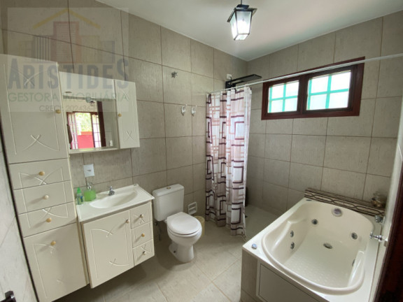 Imagem Chácara com 4 Quartos à Venda, 312 m² Imagem Chácara com 4 Quartos à Venda, 312 m²