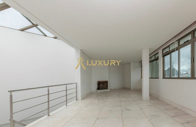 Imagem Imóvel com 4 Quartos à Venda, 505 m² em Belvedere - Belo Horizonte Imagem Imóvel com 4 Quartos à Venda, 505 m² em Belvedere - Belo Horizonte