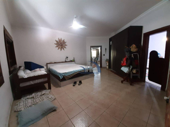 Imagem Chácara com 6 Quartos à Venda, 4.770 m² em Canto Do Forte - Praia Grande Imagem Chácara com 6 Quartos à Venda, 4.770 m² em Canto Do Forte - Praia Grande
