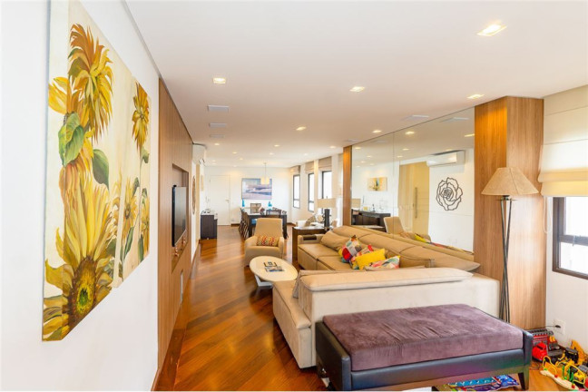 Imagem Apartamento com 4 Quartos à Venda, 201 m² em Moema - São Paulo Imagem Apartamento com 4 Quartos à Venda, 201 m² em Moema - São Paulo