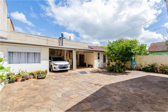 Imagem Casa com 3 Quartos à Venda, 139 m² em Santa Tereza - Porto Alegre Imagem Casa com 3 Quartos à Venda, 139 m² em Santa Tereza - Porto Alegre