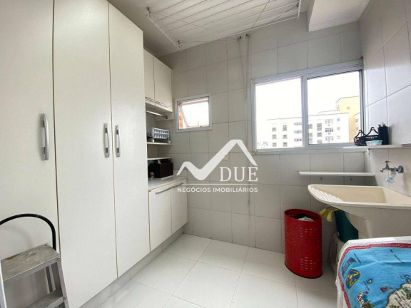 Imagem Cobertura com 3 Quartos à Venda, 177 m² em Campo Grande - Santos