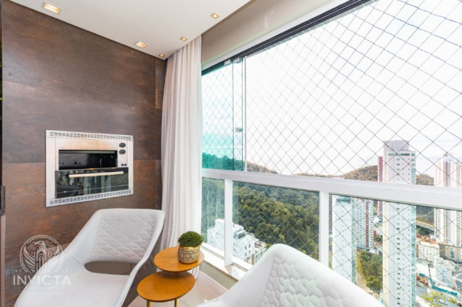 Imagem Apartamento com 3 Quartos à Venda, 135 m² em Pioneiros - Balneário Camboriú