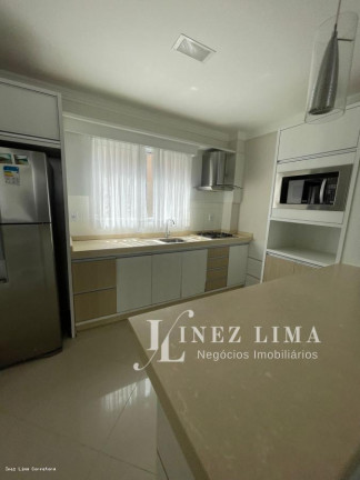 Imagem Apartamento com 3 Quartos à Venda, 240 m² em Centro - Bombinhas Imagem Apartamento com 3 Quartos à Venda, 240 m² em Centro - Bombinhas