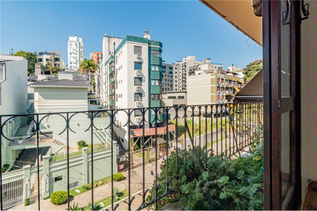 Imagem Imóvel com 2 Quartos à Venda, em Menino Deus - Porto Alegre Imagem Imóvel com 2 Quartos à Venda, em Menino Deus - Porto Alegre