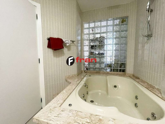 Imagem Casa com 4 Quartos à Venda, 306 m² em Córrego Grande - Florianópolis
