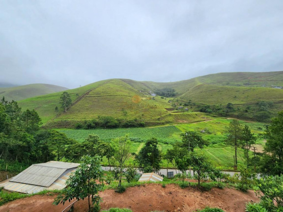 Imagem Casa com 2 Quartos à Venda, 120 m² em Pessegueiros - Teresópolis Imagem Casa com 2 Quartos à Venda, 120 m² em Pessegueiros - Teresópolis