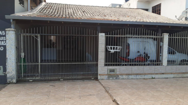 Imagem Casa com 2 Quartos à Venda, em Praça - Tijucas Imagem Casa com 2 Quartos à Venda, em Praça - Tijucas