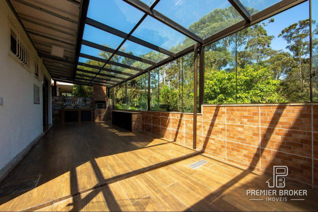 Imagem Casa com 4 Quartos à Venda, 182 m² em Alto - Teresópolis Imagem Casa com 4 Quartos à Venda, 182 m² em Alto - Teresópolis