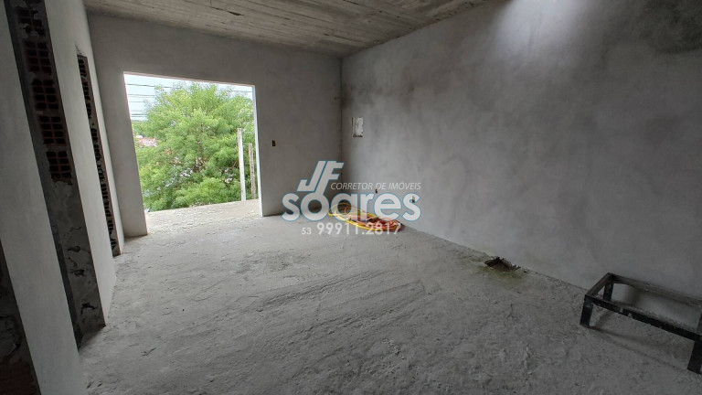 Imagem Sobrado com 3 Quartos à Venda, 238 m² em Laranjal - Pelotas Imagem Sobrado com 3 Quartos à Venda, 238 m² em Laranjal - Pelotas