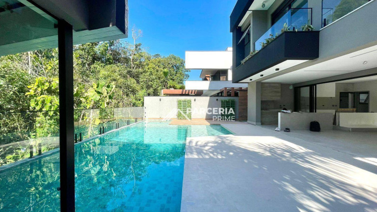 Imagem Casa com 6 Quartos à Venda, 480 m² em Riviera Módulo 24 - Bertioga Imagem Casa com 6 Quartos à Venda, 480 m² em Riviera Módulo 24 - Bertioga