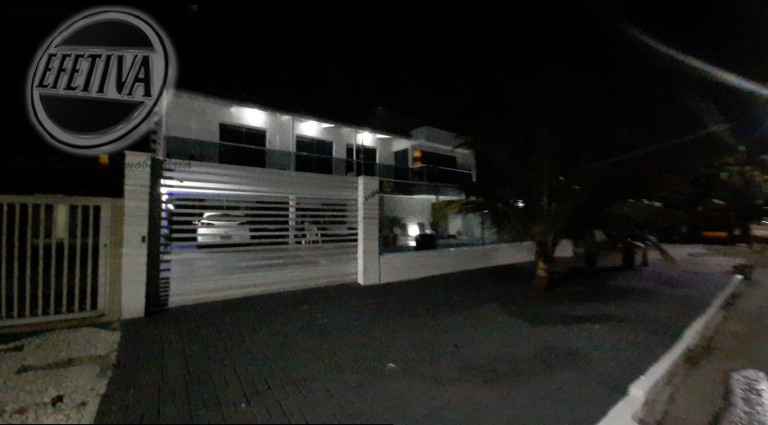 Imagem Casa com 5 Quartos à Venda, 385 m² em Gaivotas - Matinhos Imagem Casa com 5 Quartos à Venda, 385 m² em Gaivotas - Matinhos
