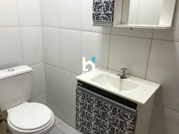 Imagem Casa com 2 Quartos à Venda, 75 m²