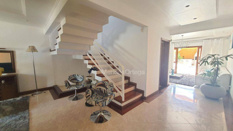 Casa com 4 Quartos para Alugar, 346 m² em Jardim Pagliato - Sorocaba