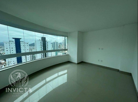 Imagem Cobertura com 4 Quartos à Venda, 242 m² em Centro - Balneário Camboriú Imagem Cobertura com 4 Quartos à Venda, 242 m² em Centro - Balneário Camboriú