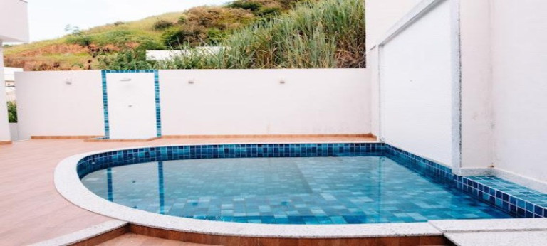 Imagem Casa com 5 Quartos à Venda, 400 m² em Maria Paula - São Gonçalo Imagem Casa com 5 Quartos à Venda, 400 m² em Maria Paula - São Gonçalo