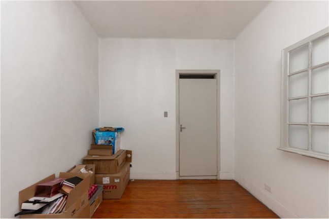 Imagem Casa com 4 Quartos à Venda, em Cambuci - São Paulo Imagem Casa com 4 Quartos à Venda, em Cambuci - São Paulo