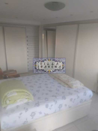 Imagem Apartamento com 3 Quartos à Venda, 130 m² em Laranjeiras - Rio De Janeiro Imagem Apartamento com 3 Quartos à Venda, 130 m² em Laranjeiras - Rio De Janeiro