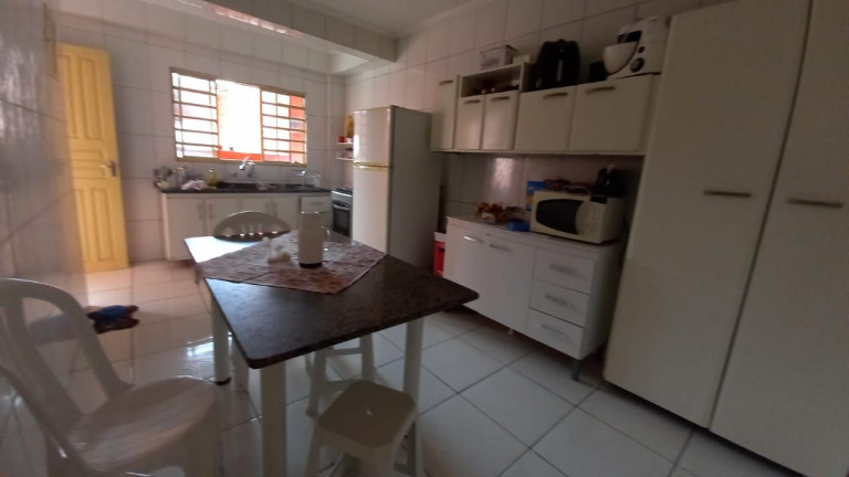 Imagem Sobrado com 2 Quartos à Venda, 140 m² em Jardim Santo Onofre - Taboão Da Serra