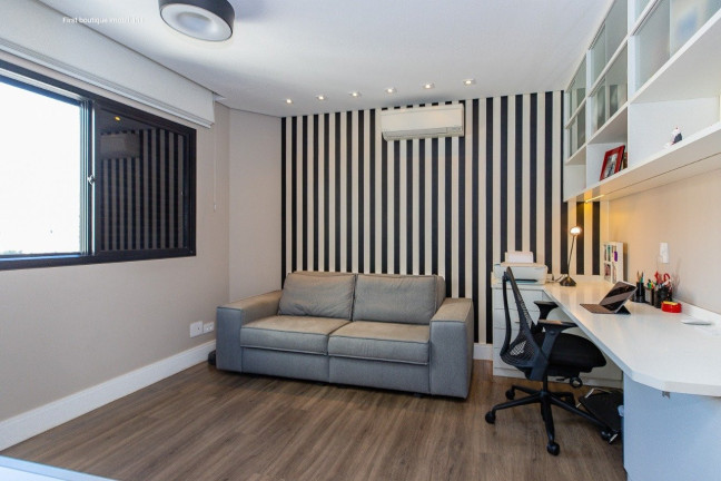Imagem Apartamento com 3 Quartos à Venda, 190 m² em Moema - São Paulo