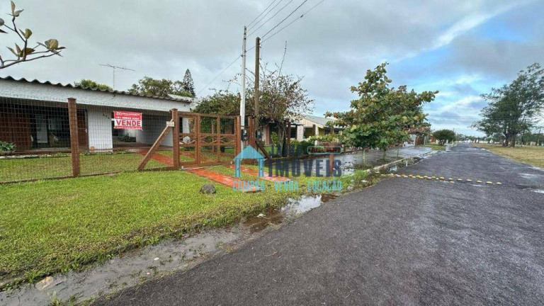 Imagem Casa com 3 Quartos à Venda, 236 m² em Tramandaí - Tramandaí Imagem Casa com 3 Quartos à Venda, 236 m² em Tramandaí - Tramandaí