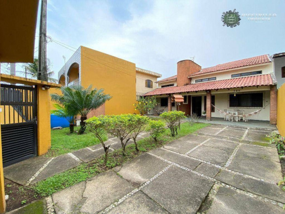 Sobrado com 4 Quartos à Venda, 180 m² em Mirim - Praia Grande