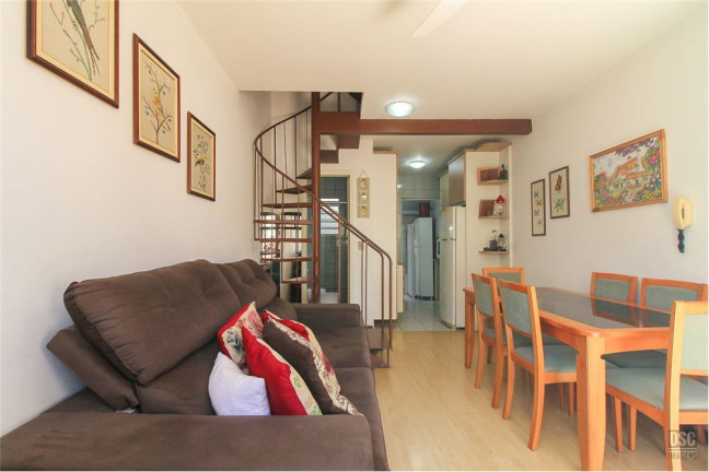 Imagem Casa com 3 Quartos à Venda, em Vila Nova - Porto Alegre Imagem Casa com 3 Quartos à Venda, em Vila Nova - Porto Alegre