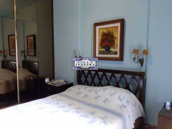 Imagem Apartamento com 3 Quartos à Venda, 206 m² em Lagoa - Rio De Janeiro Imagem Apartamento com 3 Quartos à Venda, 206 m² em Lagoa - Rio De Janeiro