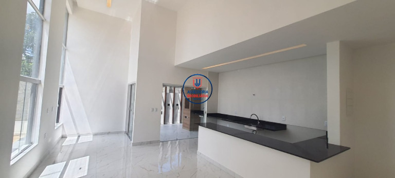 Imagem Casa com 3 Quartos para Alugar ou Temporada, 127 m² em Cajupiranga - Parnamirim Imagem Casa com 3 Quartos para Alugar ou Temporada, 127 m² em Cajupiranga - Parnamirim