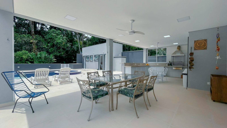 Casa com 6 Quartos à Venda, 250 m² em Riviera De São Lourenço - Bertioga