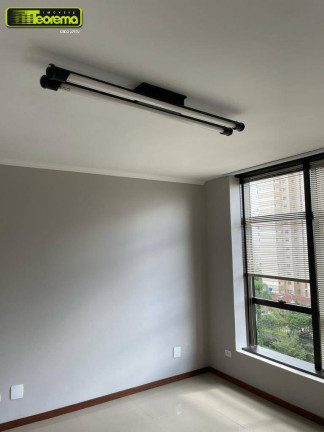 Imagem Imóvel Comercial para Alugar, 30 m² em Champagnat - Curitiba Imagem Imóvel Comercial para Alugar, 30 m² em Champagnat - Curitiba