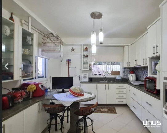 Imagem Casa com 4 Quartos à Venda, 255 m² em Santa Mônica - Florianópolis Imagem Casa com 4 Quartos à Venda, 255 m² em Santa Mônica - Florianópolis