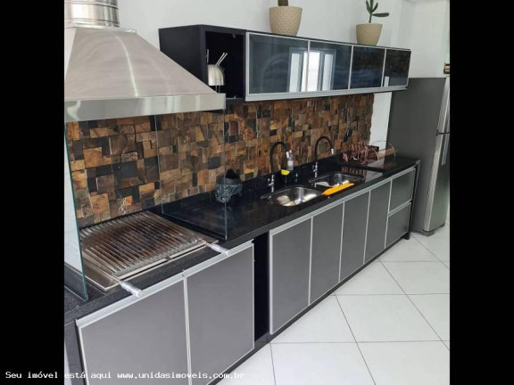Imagem Casa com 3 Quartos à Venda, 102 m² em Centro - Peruíbe