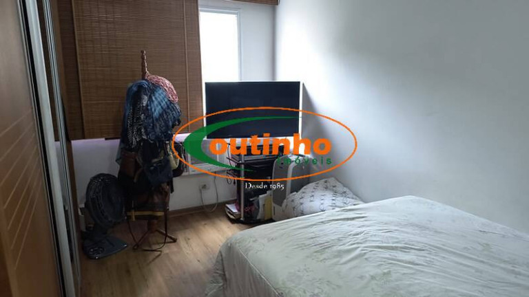 Imagem Apartamento com 3 Quartos à Venda, 90 m² em Centro - Rio De Janeiro Imagem Apartamento com 3 Quartos à Venda, 90 m² em Centro - Rio De Janeiro