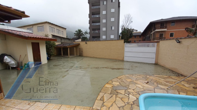 Imagem Casa com 2 Quartos à Venda, 150 m² em Centro - Ubatuba Imagem Casa com 2 Quartos à Venda, 150 m² em Centro - Ubatuba