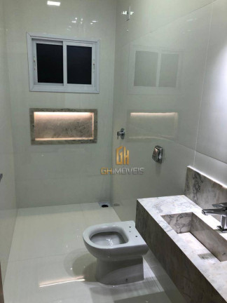 Imagem Casa com 4 Quartos à Venda, 200 m² em Jardins Lisboa - Goiânia Imagem Casa com 4 Quartos à Venda, 200 m² em Jardins Lisboa - Goiânia